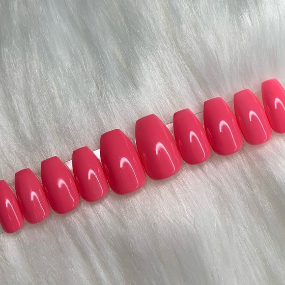 Rouge Custom Press On Nails | High Quality Nails | Handmade - Picture 1 of 12